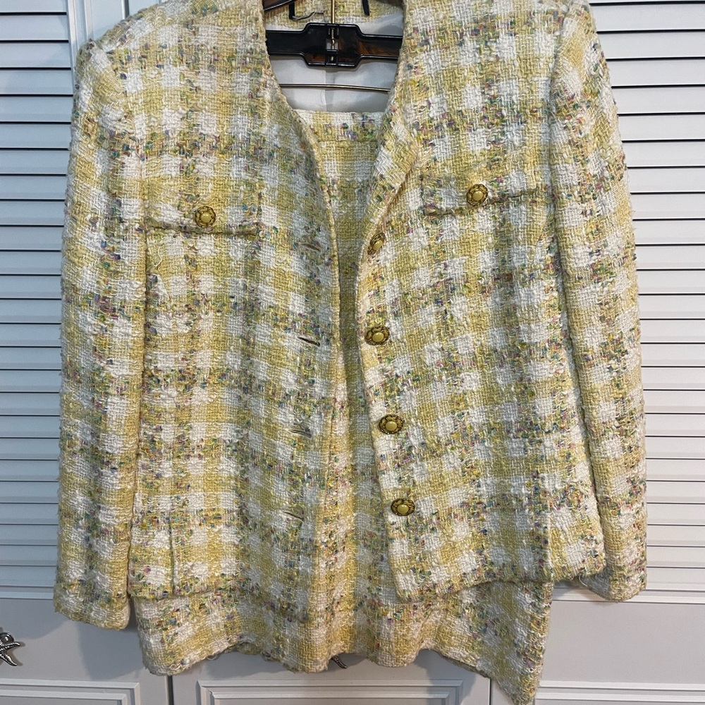Chic Yellow Tweed Blazer and Skirt Suit